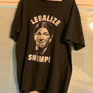 Cool tee shirt “Legalize Shemp” in gently loved condition